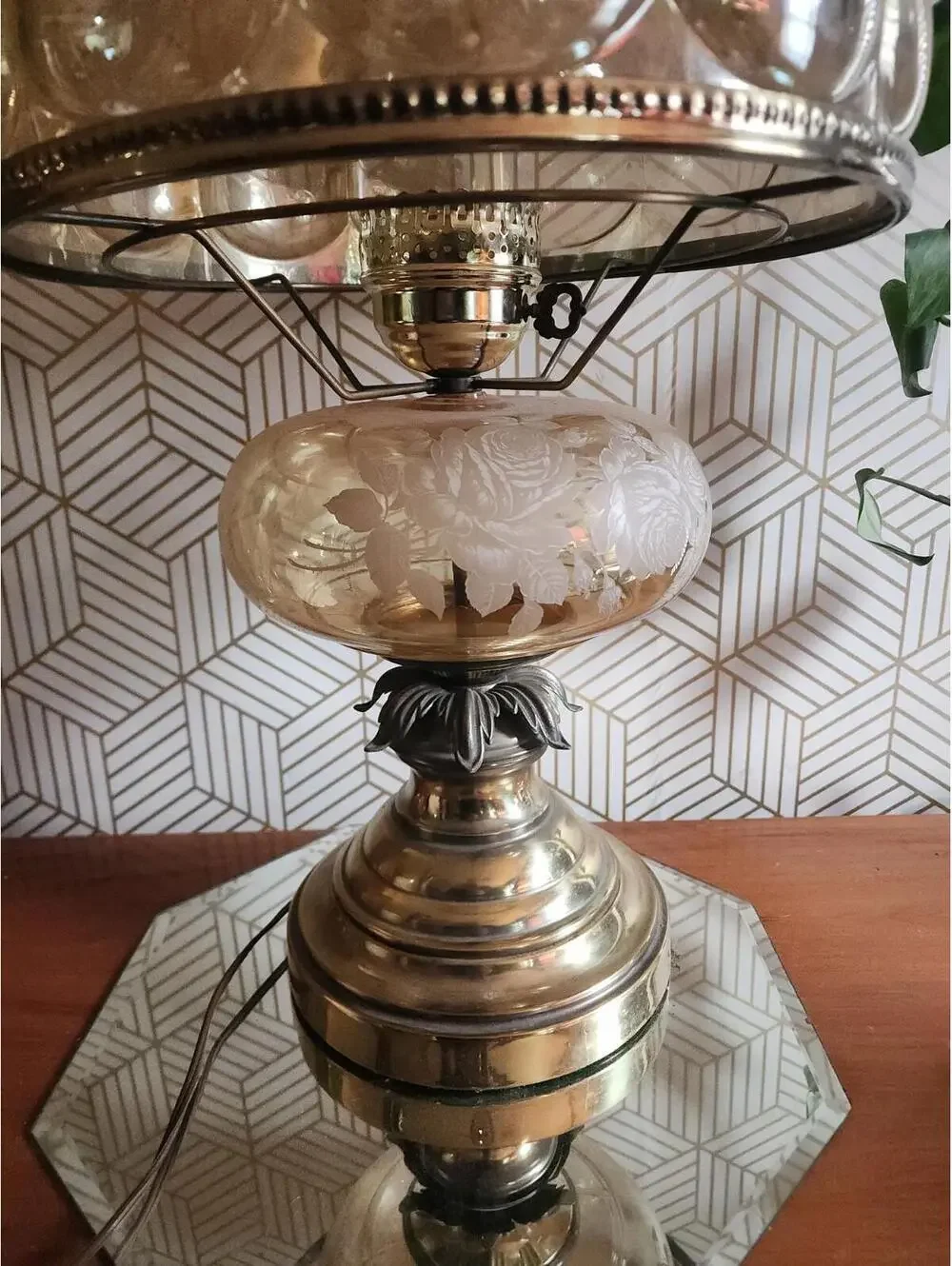 Vintage Clear Amber Glass Hurricane Gone With The Wind Floral Table Lamp 20